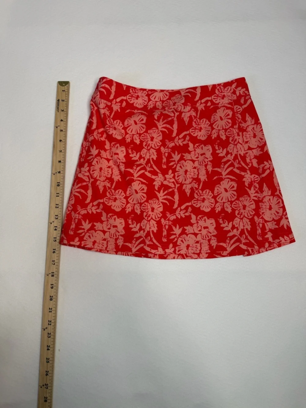 Ripskirt Hawaii Red Floral Mini Skirt‎ Size Small Travel Beach